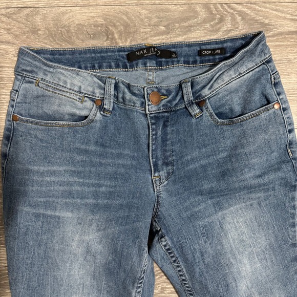 Max Jeans Low Rise Size 6 Medium Wash Frayed Hem Crop Flare Denim 28x24 Blue Y2K - Picture 3 of 10